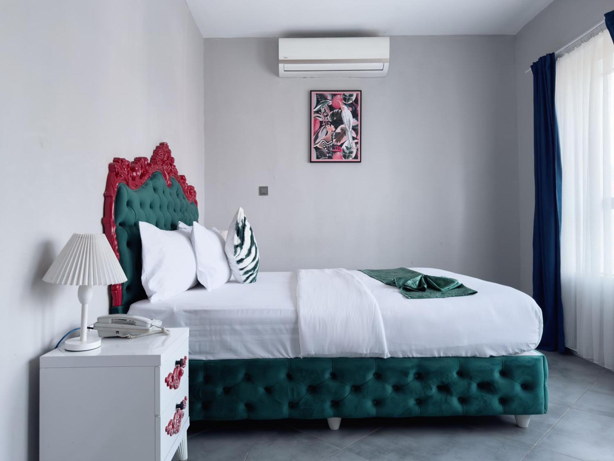 Euro Homes Hotel アクラ エクステリア 写真