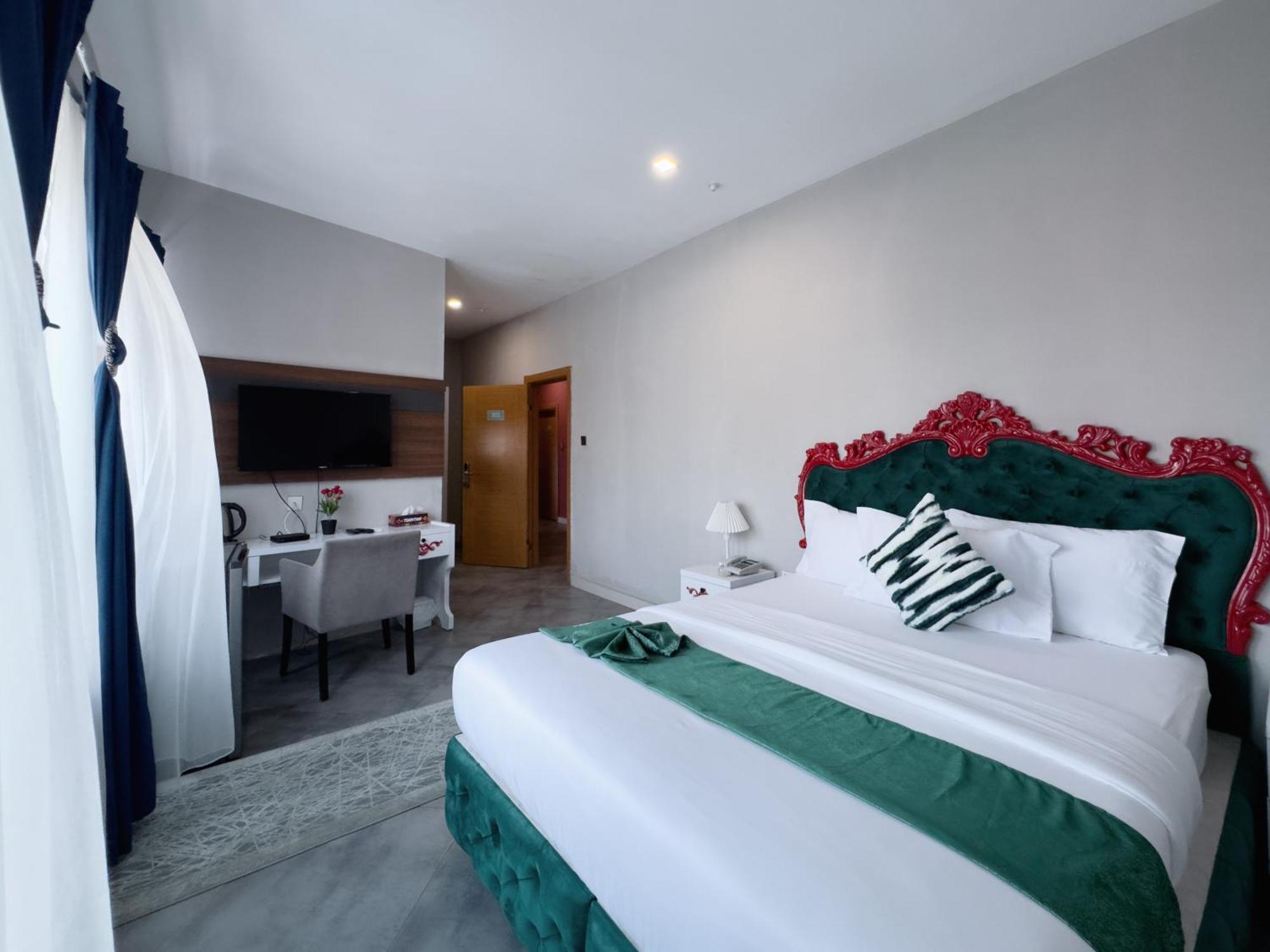 Euro Homes Hotel アクラ エクステリア 写真