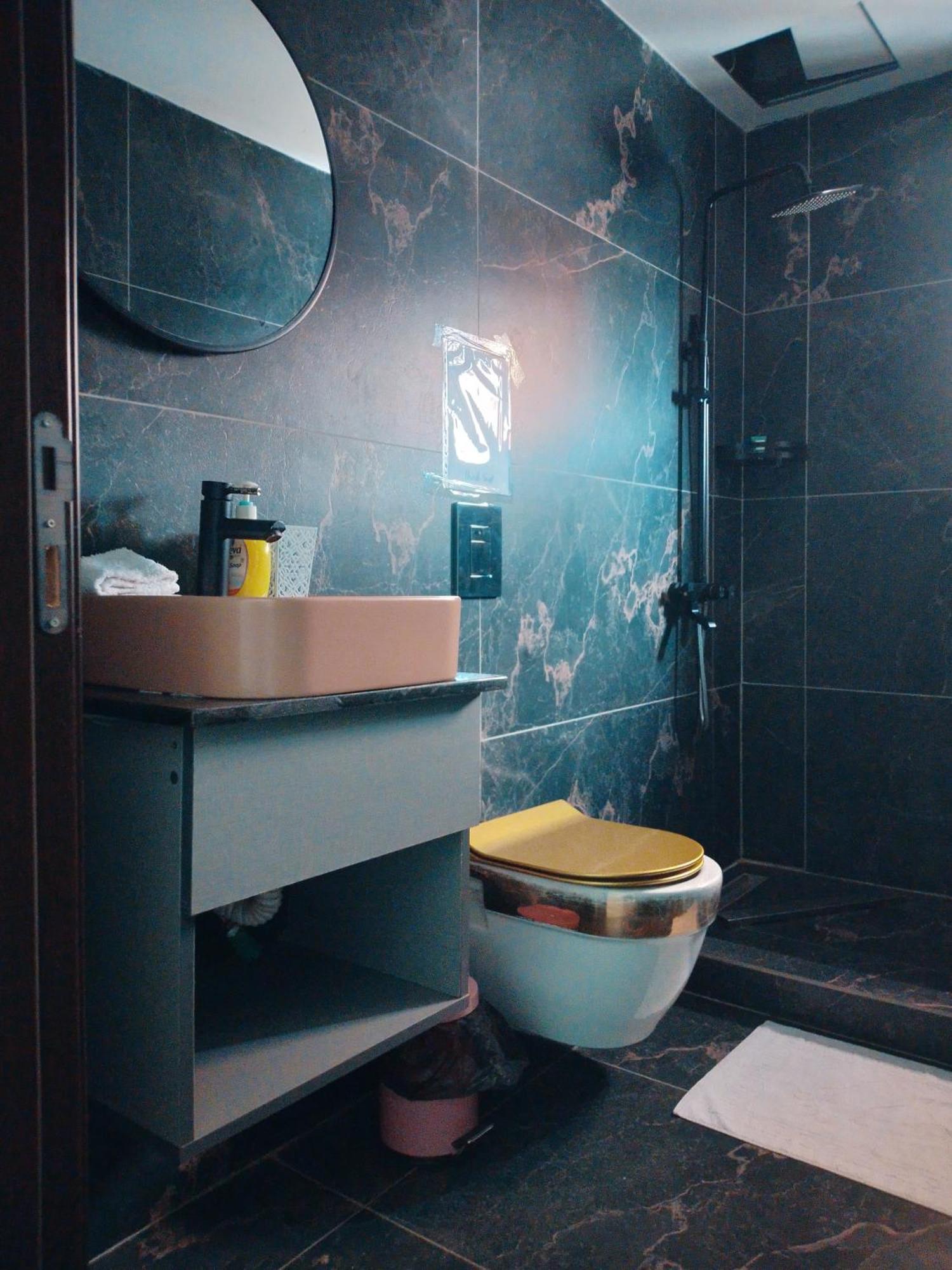 Euro Homes Hotel アクラ エクステリア 写真